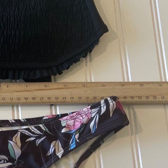 Cupshe Bikini NWT Women S Black Strapless Ruffle Top Floral High Waist Bottoms - Picture 4 of 8
